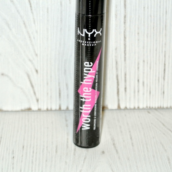 NYX worth the Hype mascara Full size New Sealed - Picture 2 of 3